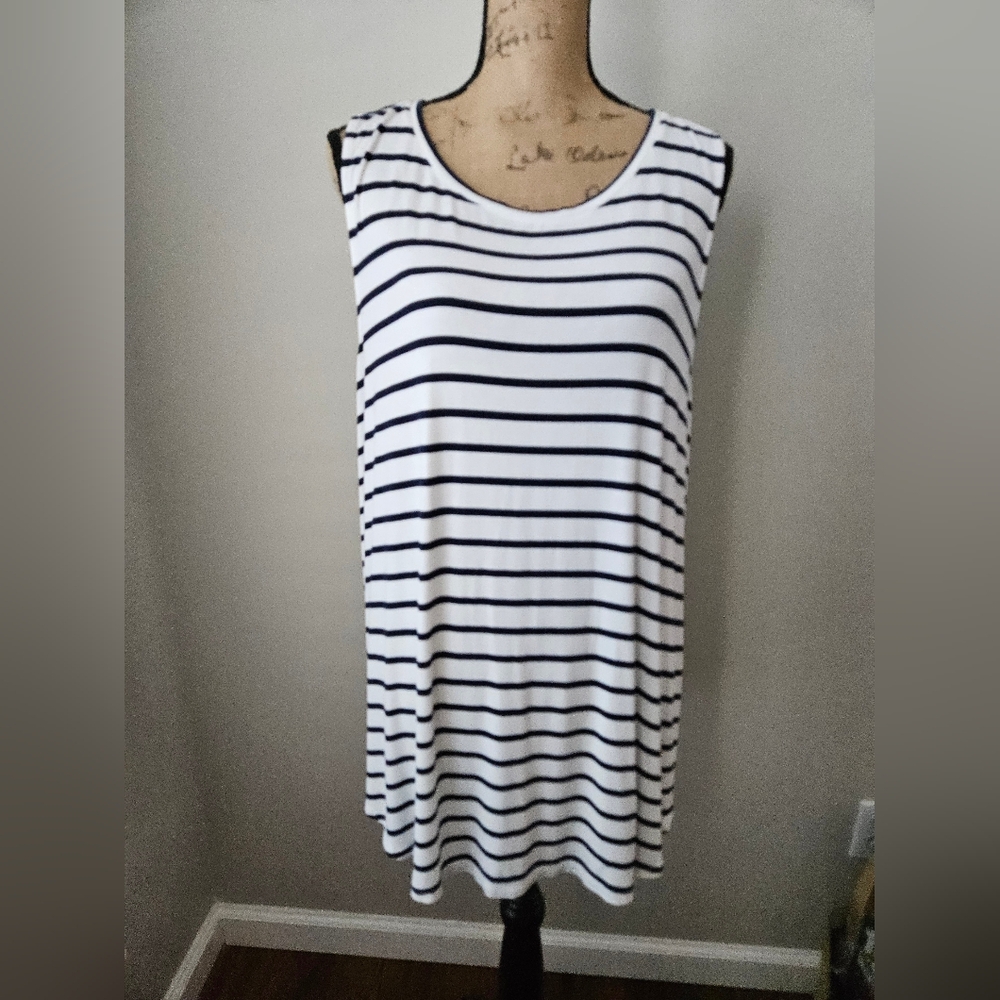 EUC Old Navy Striped Swing Top